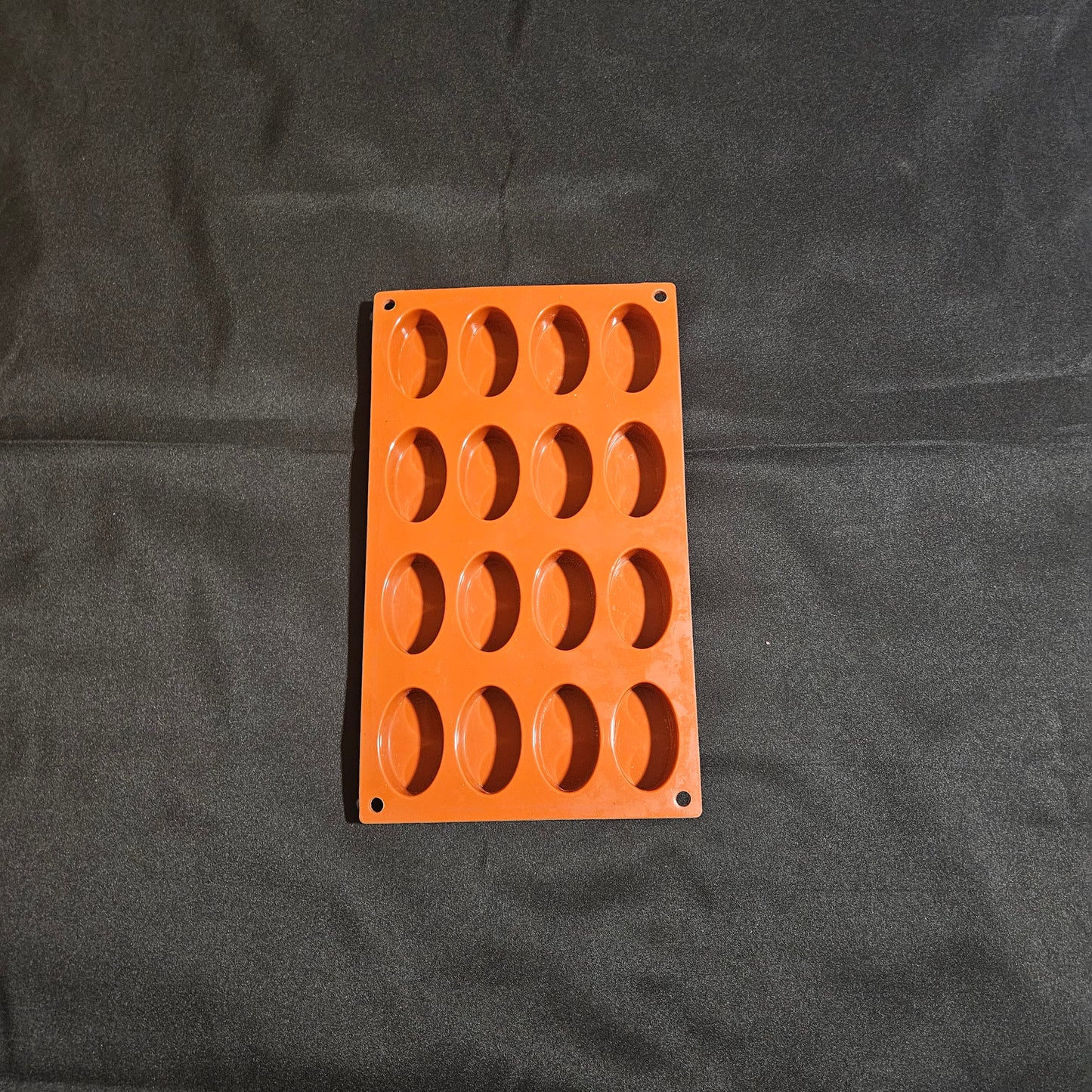 Moule en silicone mini ovales Silikomart