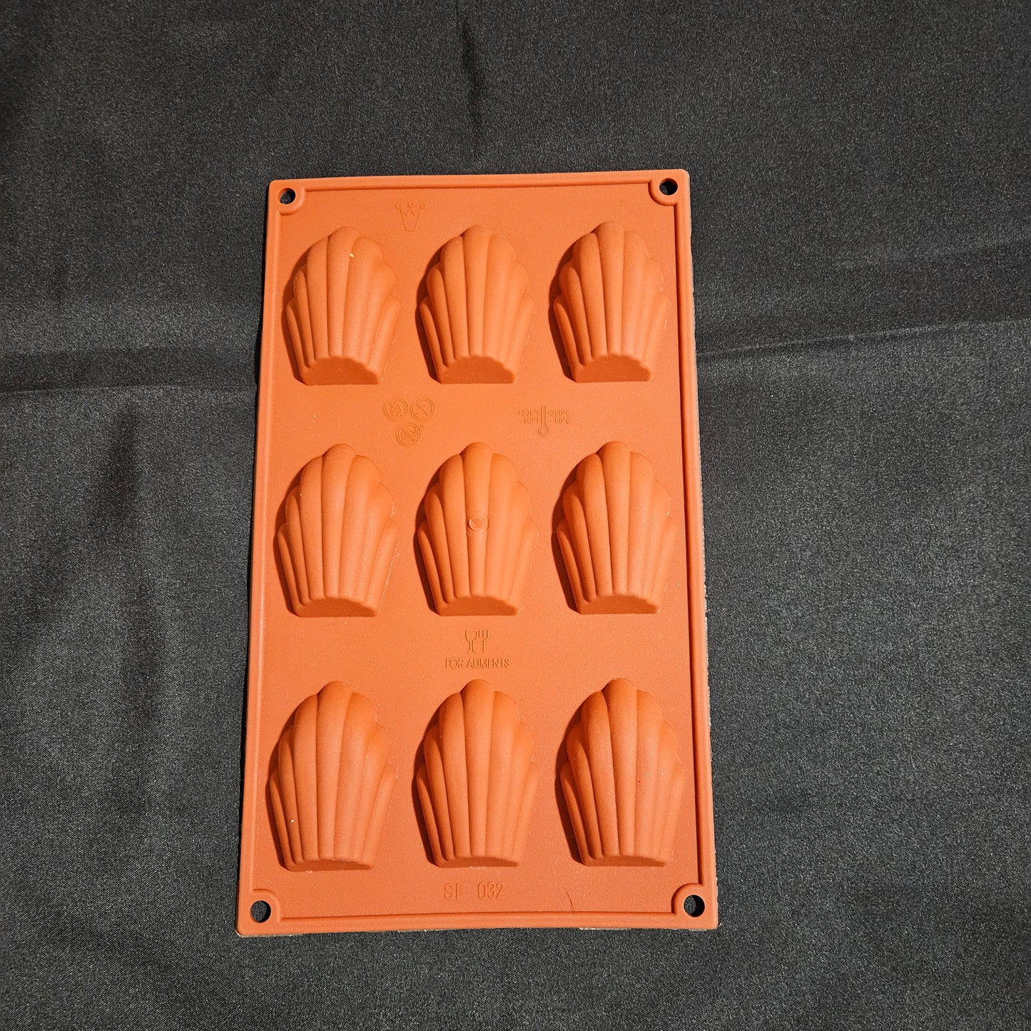 Moule en silicone madeleines Silikomart