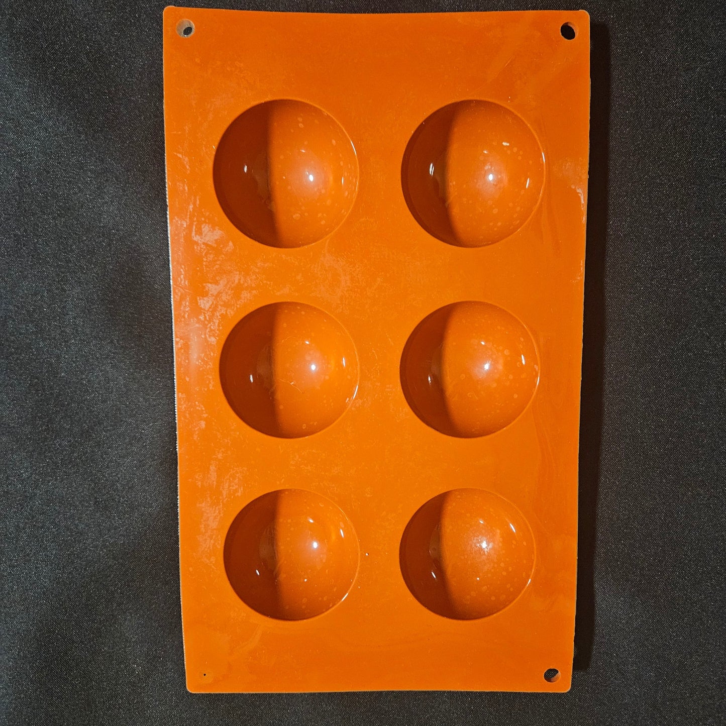Moule en silicone demi sphères Silikomart 6cm