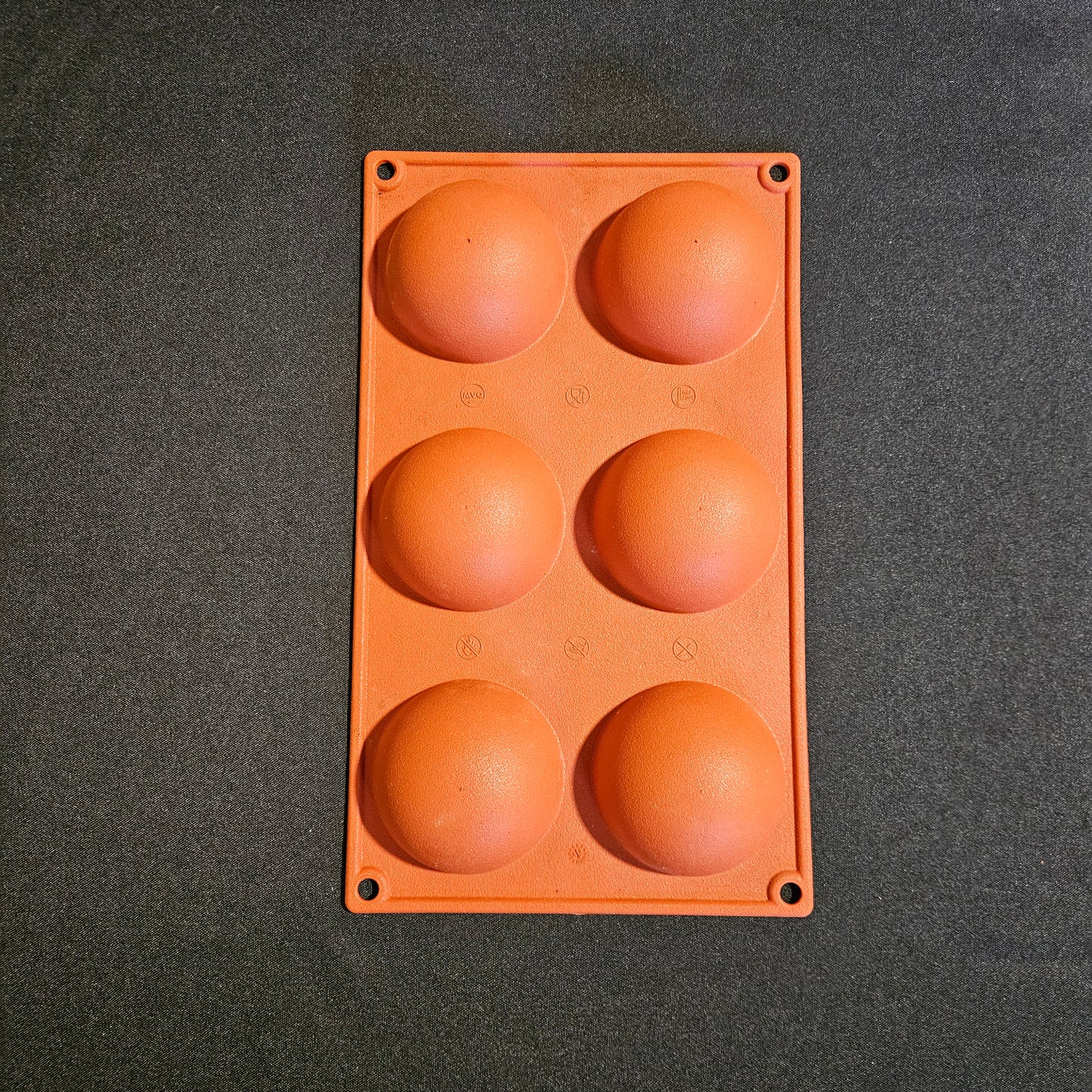 Moule en silicone demi sphère Gastroflex 7cm