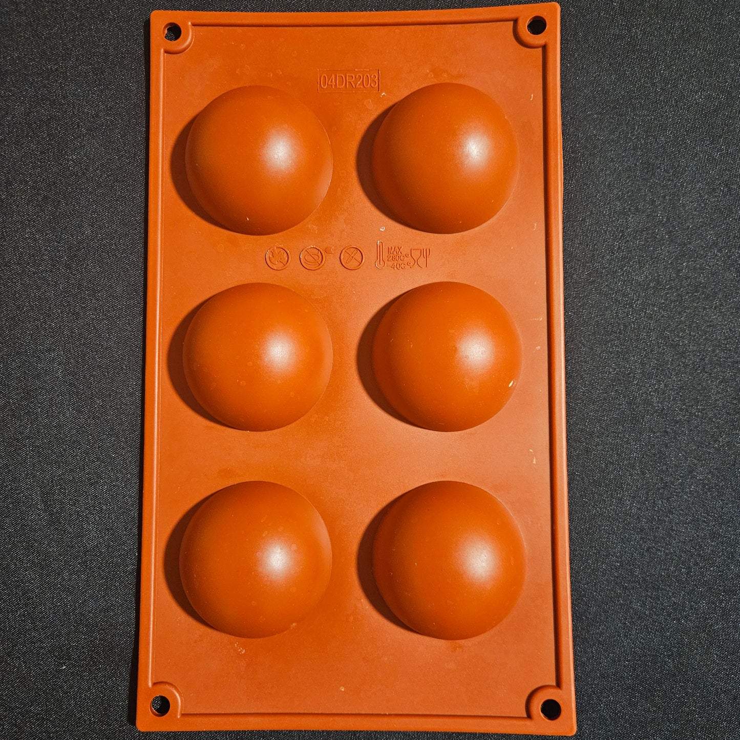 Moule en silicone Demi sphères Déco Relief 6cm