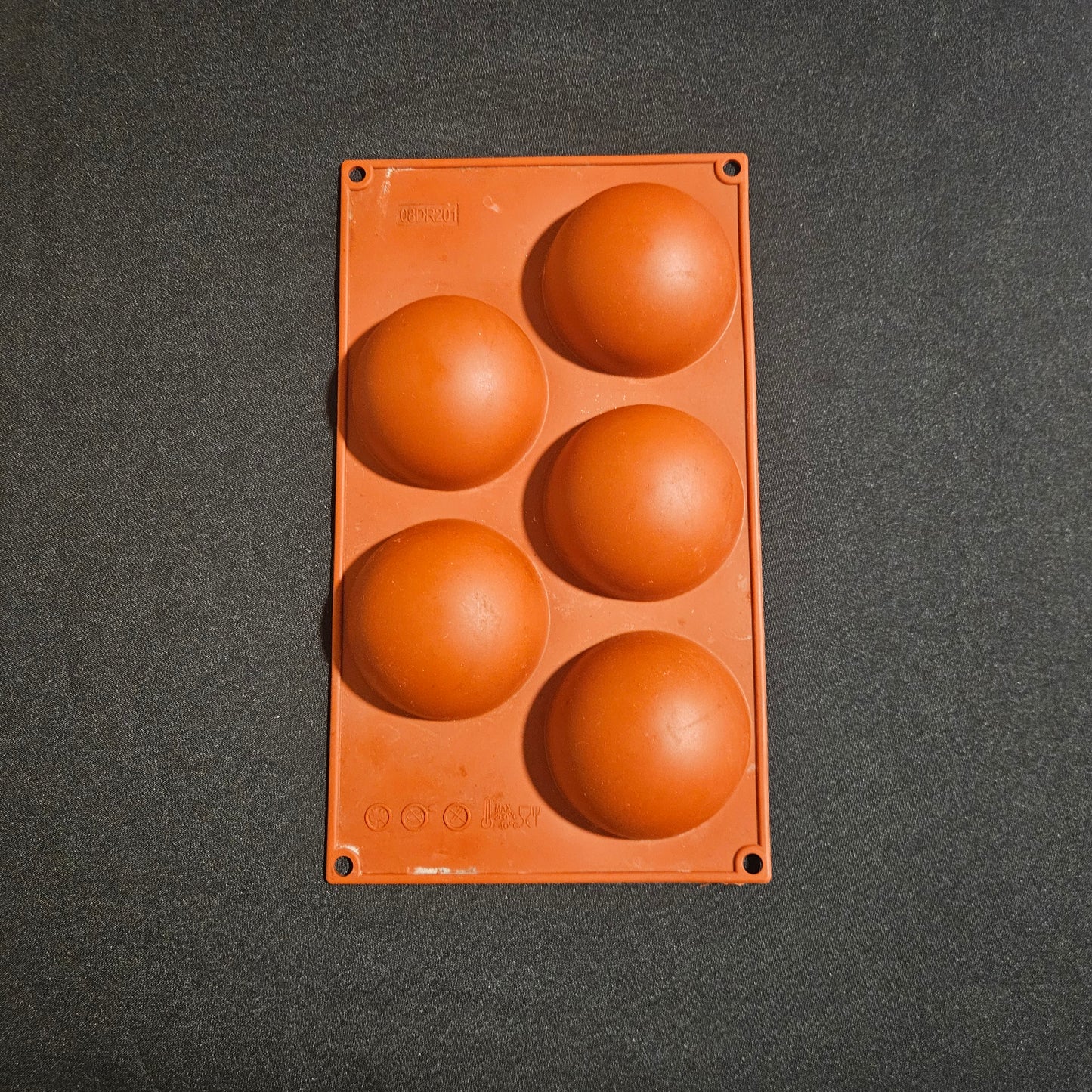 Moule en silicone Demi sphères Déco Relief 8cm