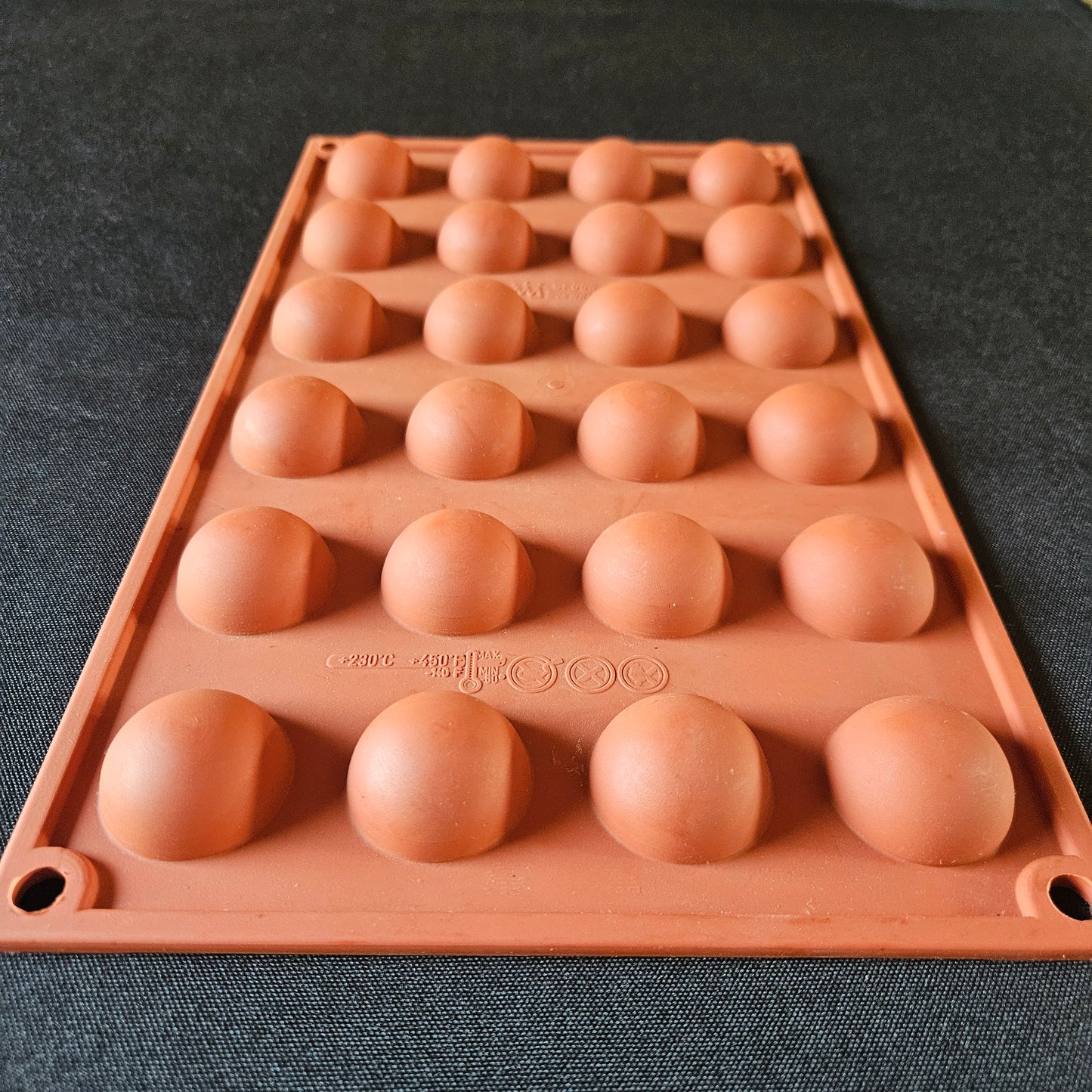 Moule en silicone demi sphères Silikomart 3cm