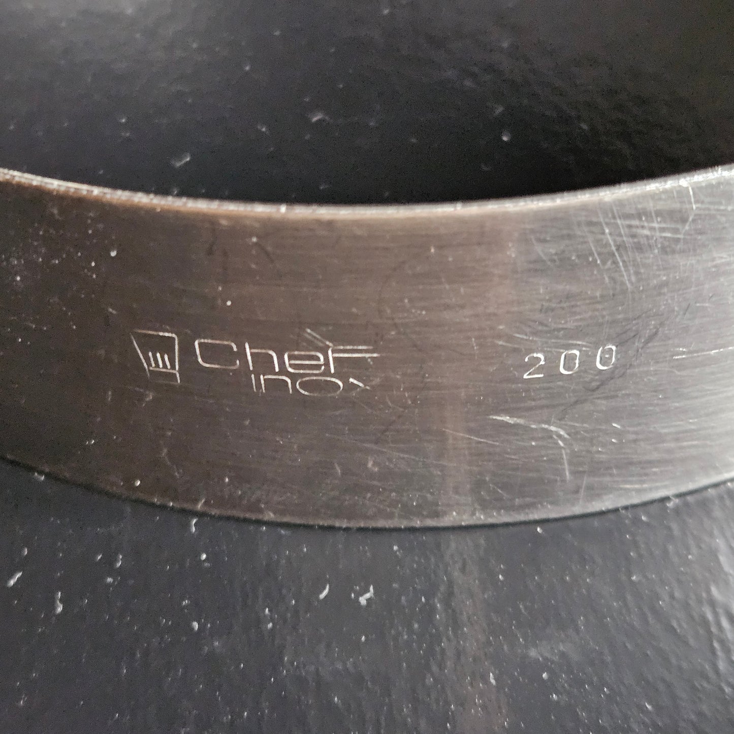 Cercle en inox Chef Inox, hauteur 4.5 cm.