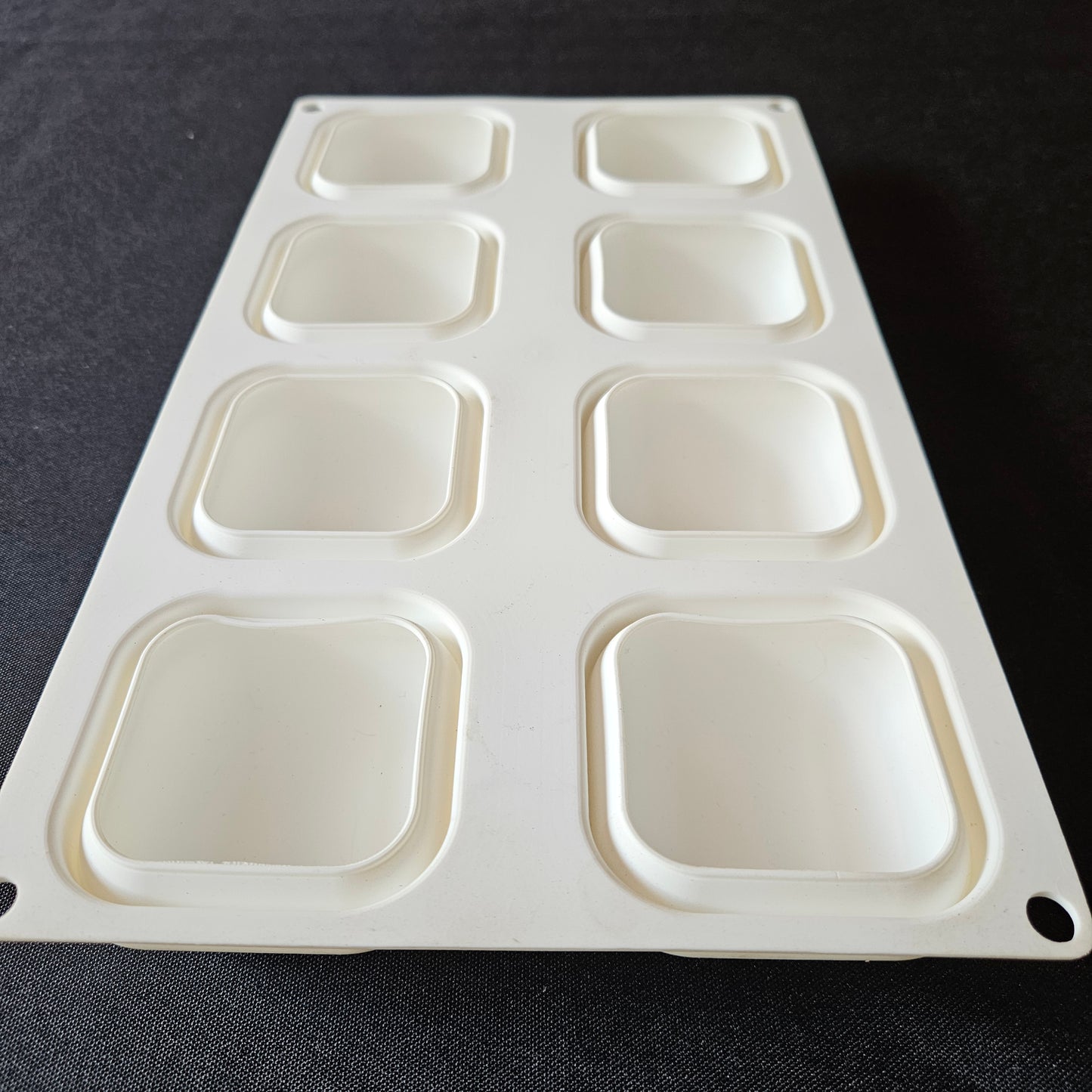 Moule en silicone carrés bombés Silikomart