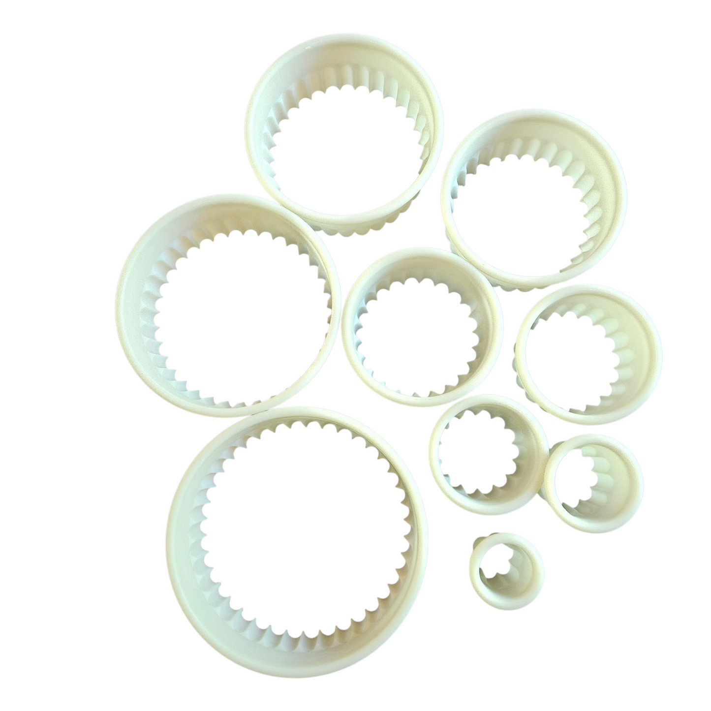 Boîte de 9 découpoirs ronds cannelés Déglon