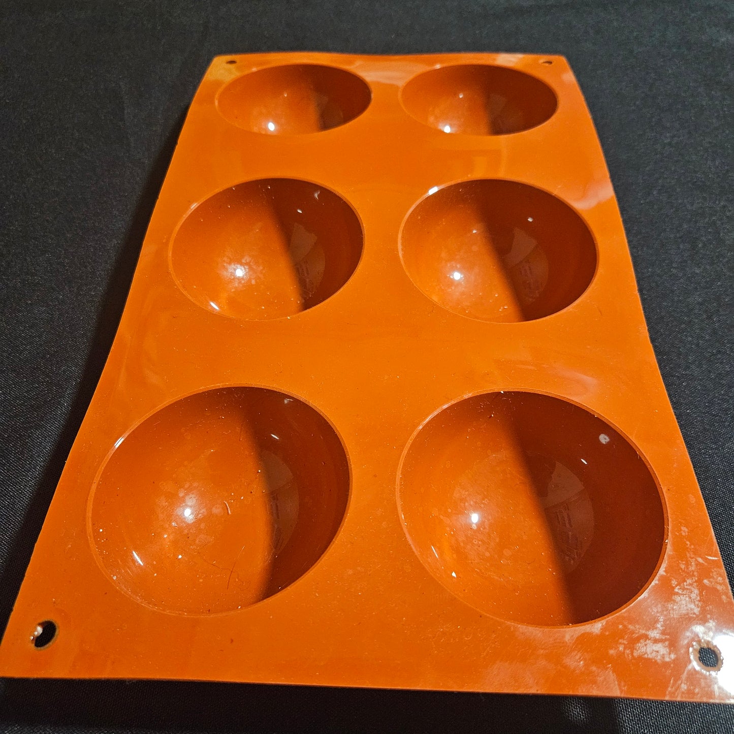 Moule en silicone demi sphères Silikomart 7cm
