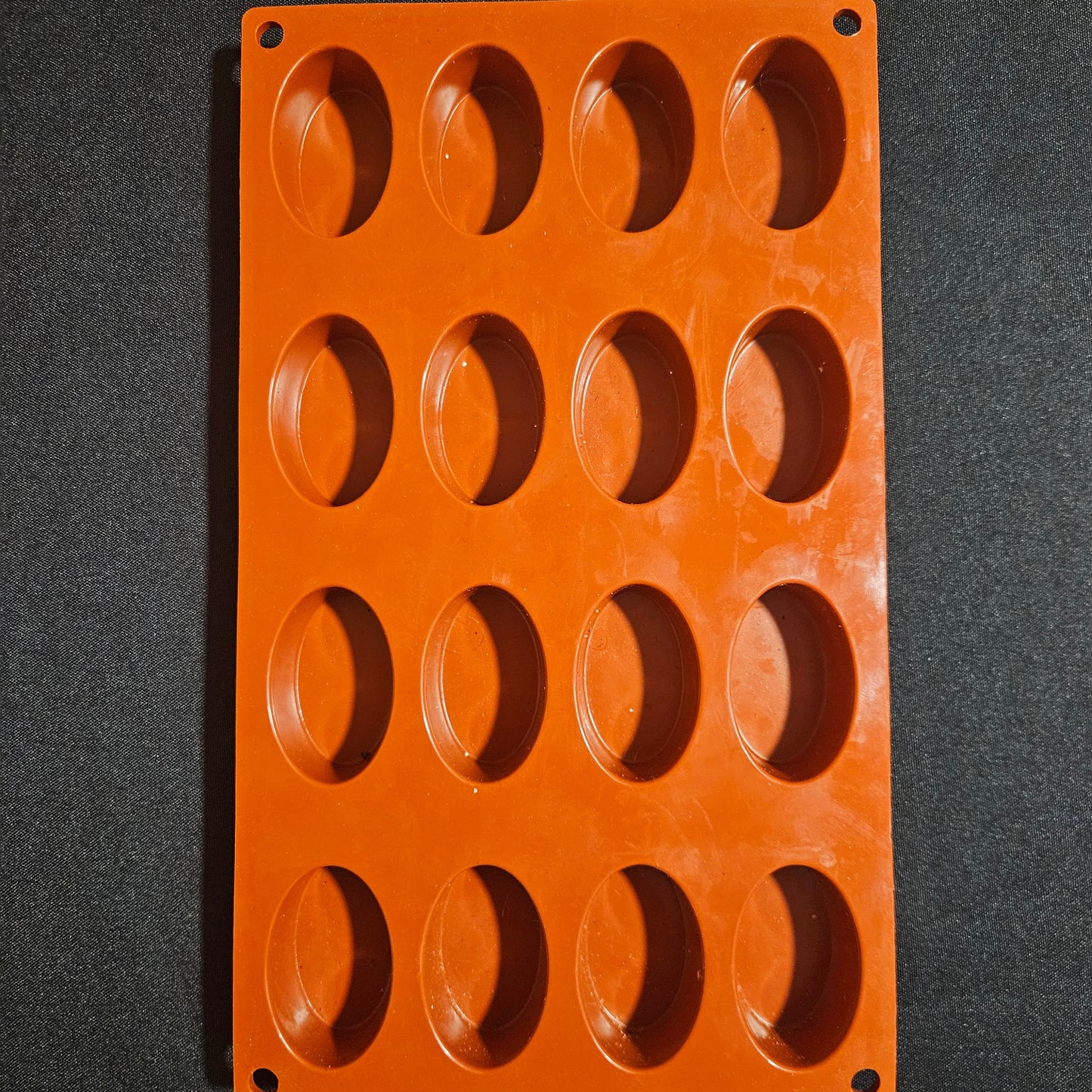Moule en silicone mini ovales Pavoni