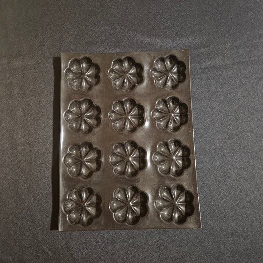 Moule en silicone 12 fleurs / marguerites Flexipan
