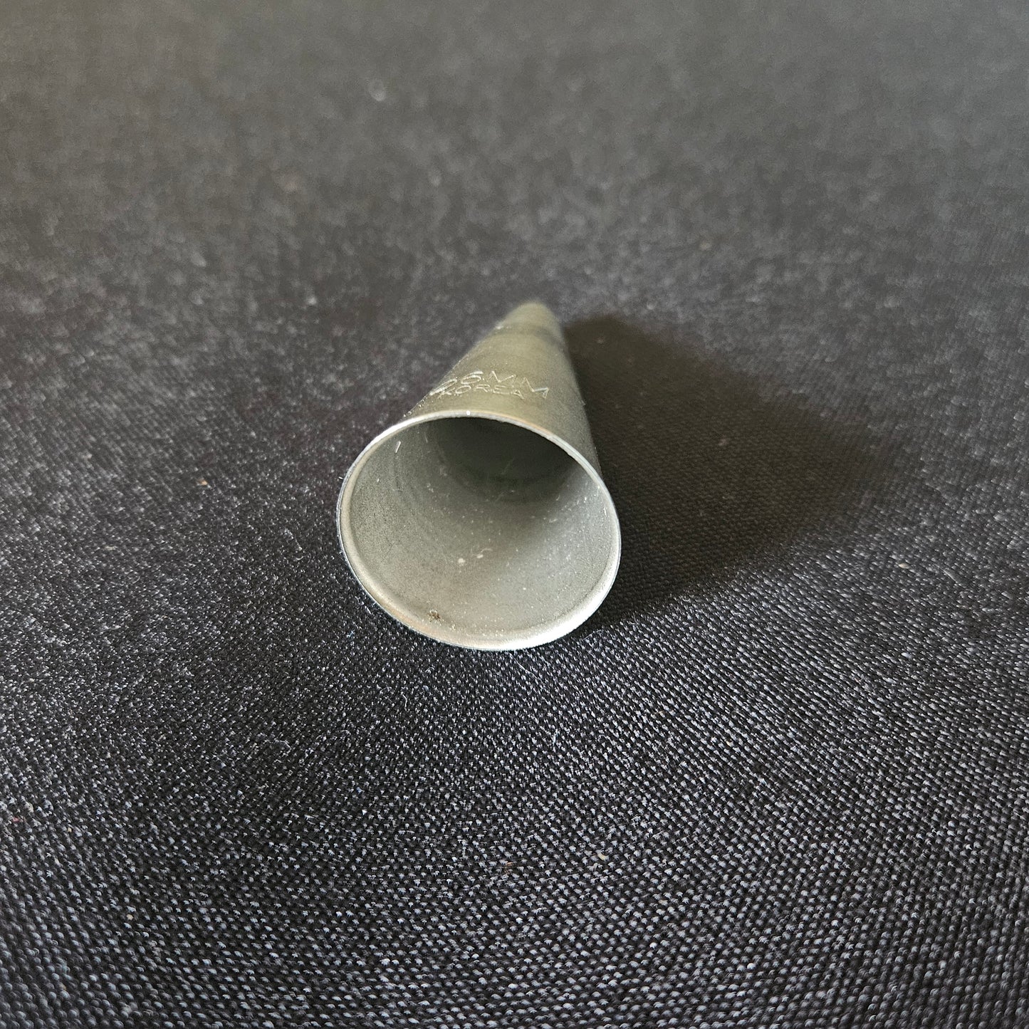 Douille en inox unie 06mm
