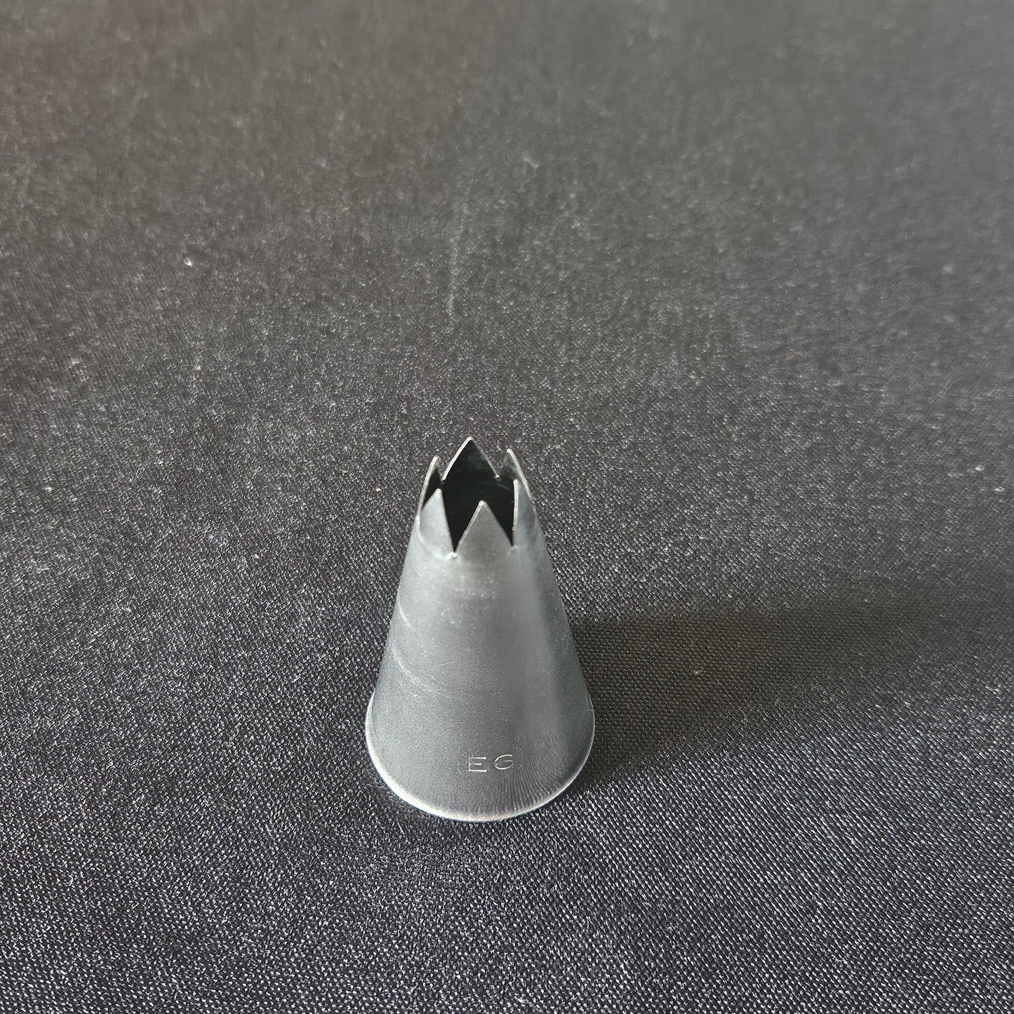 Douille en inox Cannelé E6