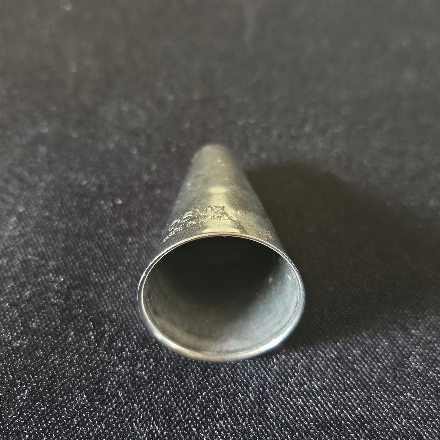 Douille en inox unie 08mm