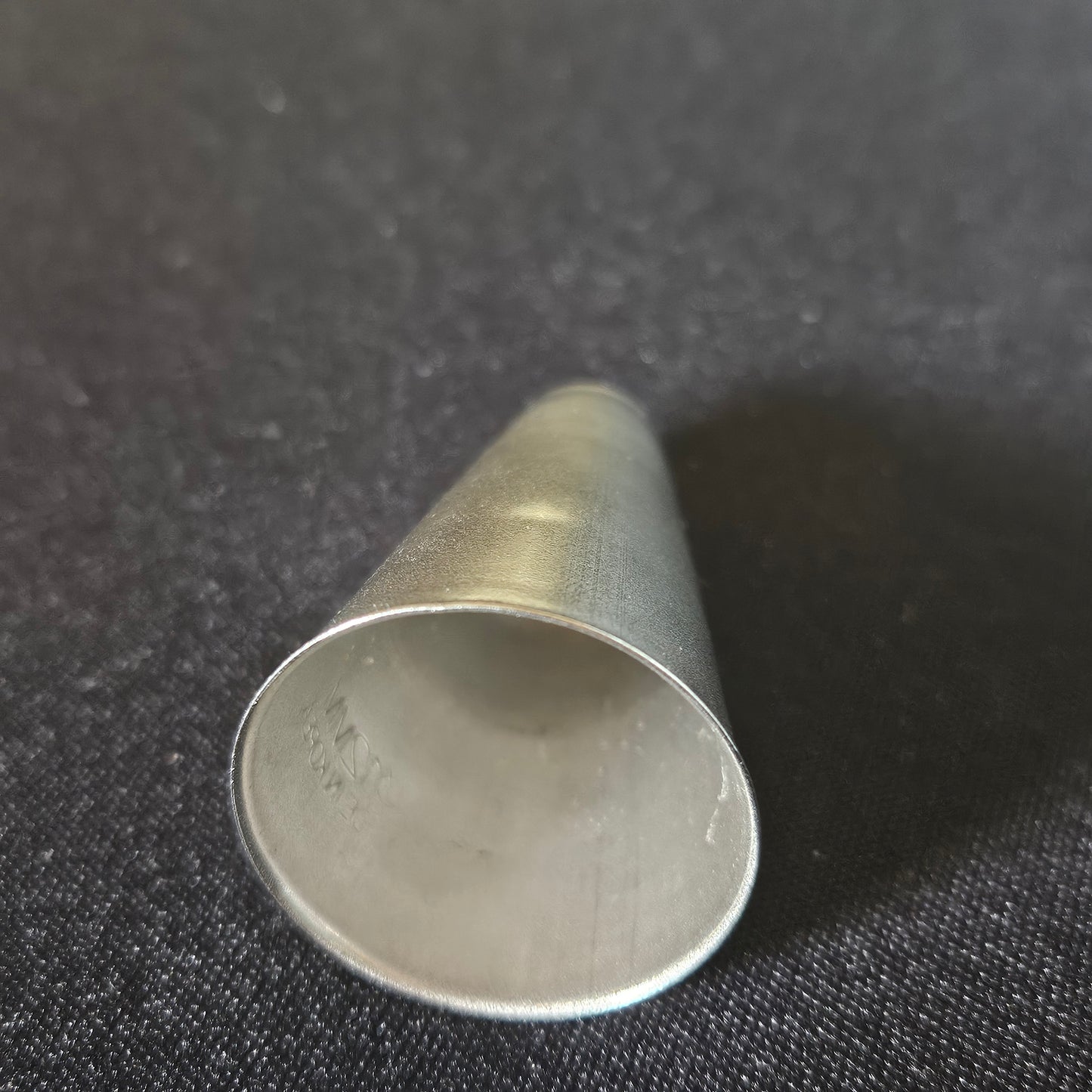 Douille en inox unie 12mm