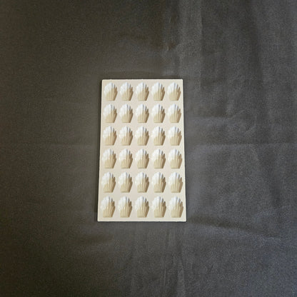 Moule en silicone 30 mini madeleines De Buyer