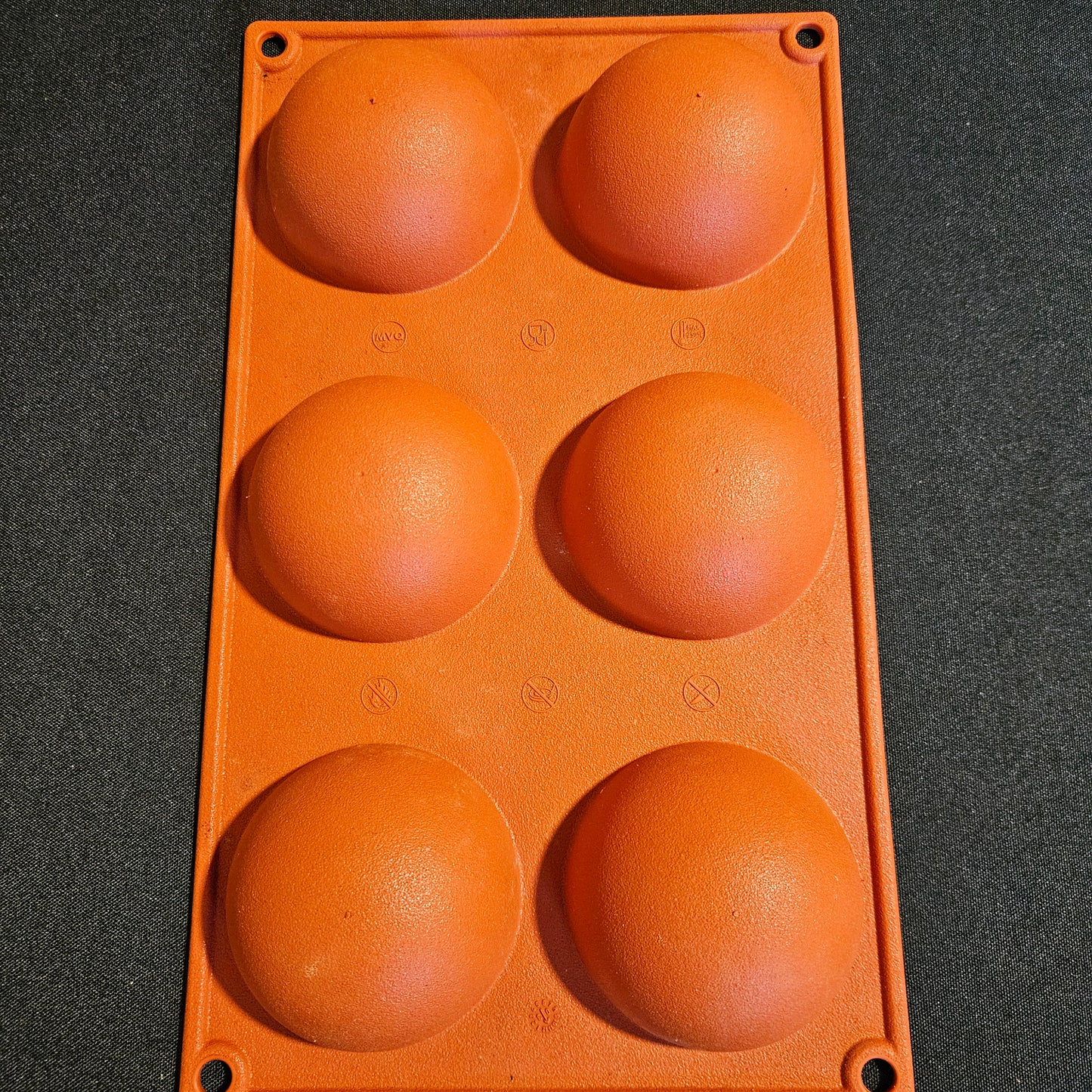 Moule en silicone demi sphère Gastroflex 7cm