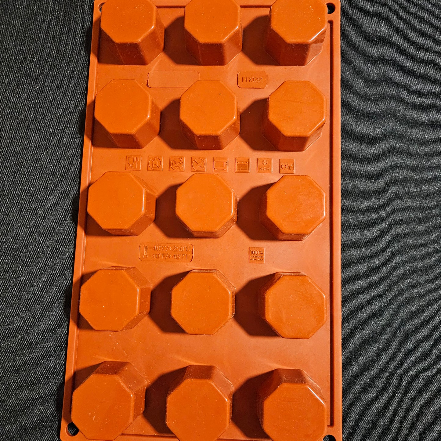 Moule en silicone mini octogones Pavoni