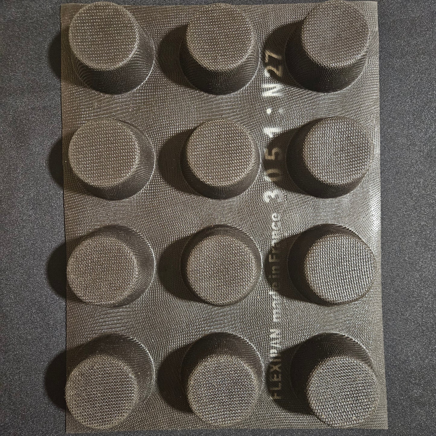 Moule en silicone 12 muffins Flexipan