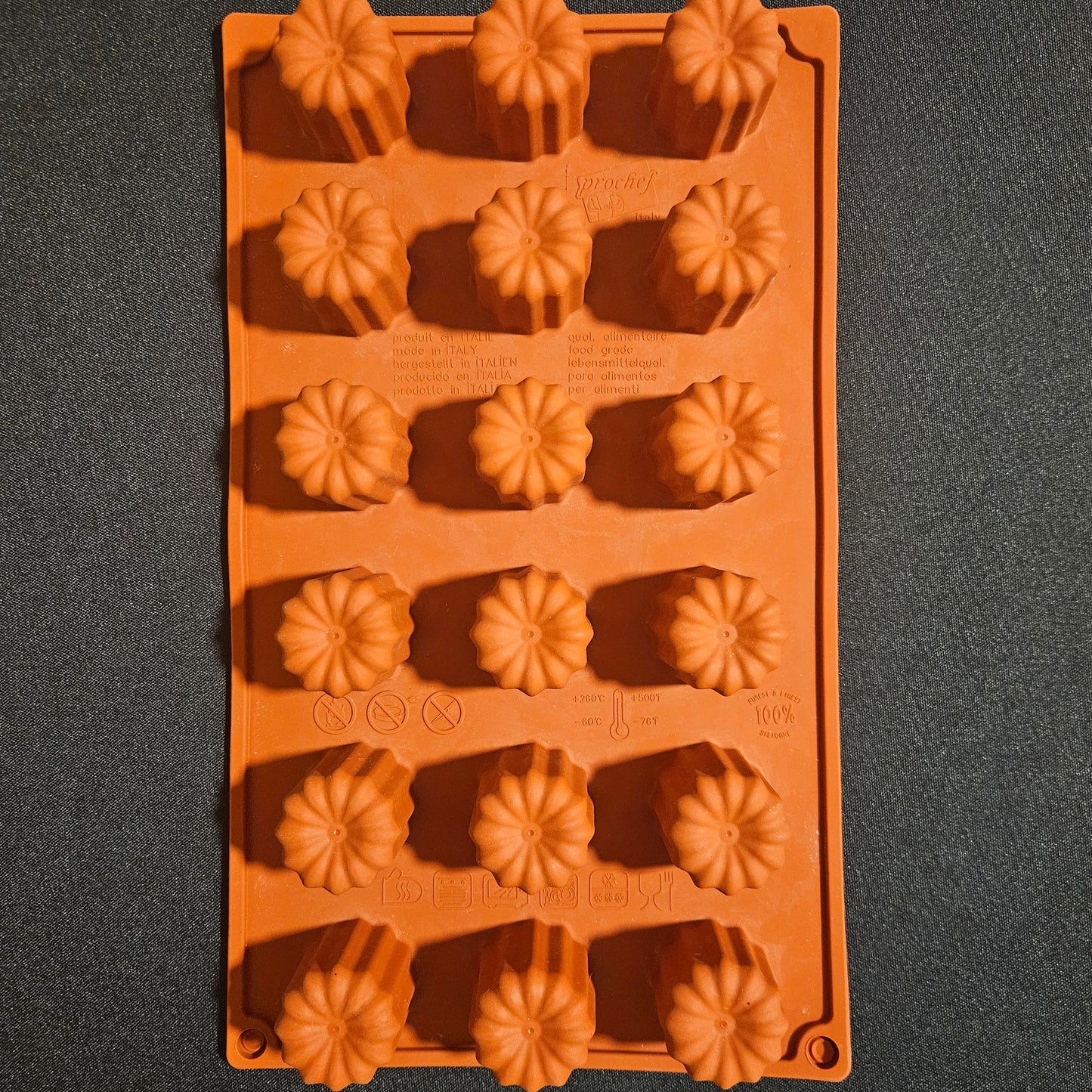 Moule en silicone mini cannelés Prochef