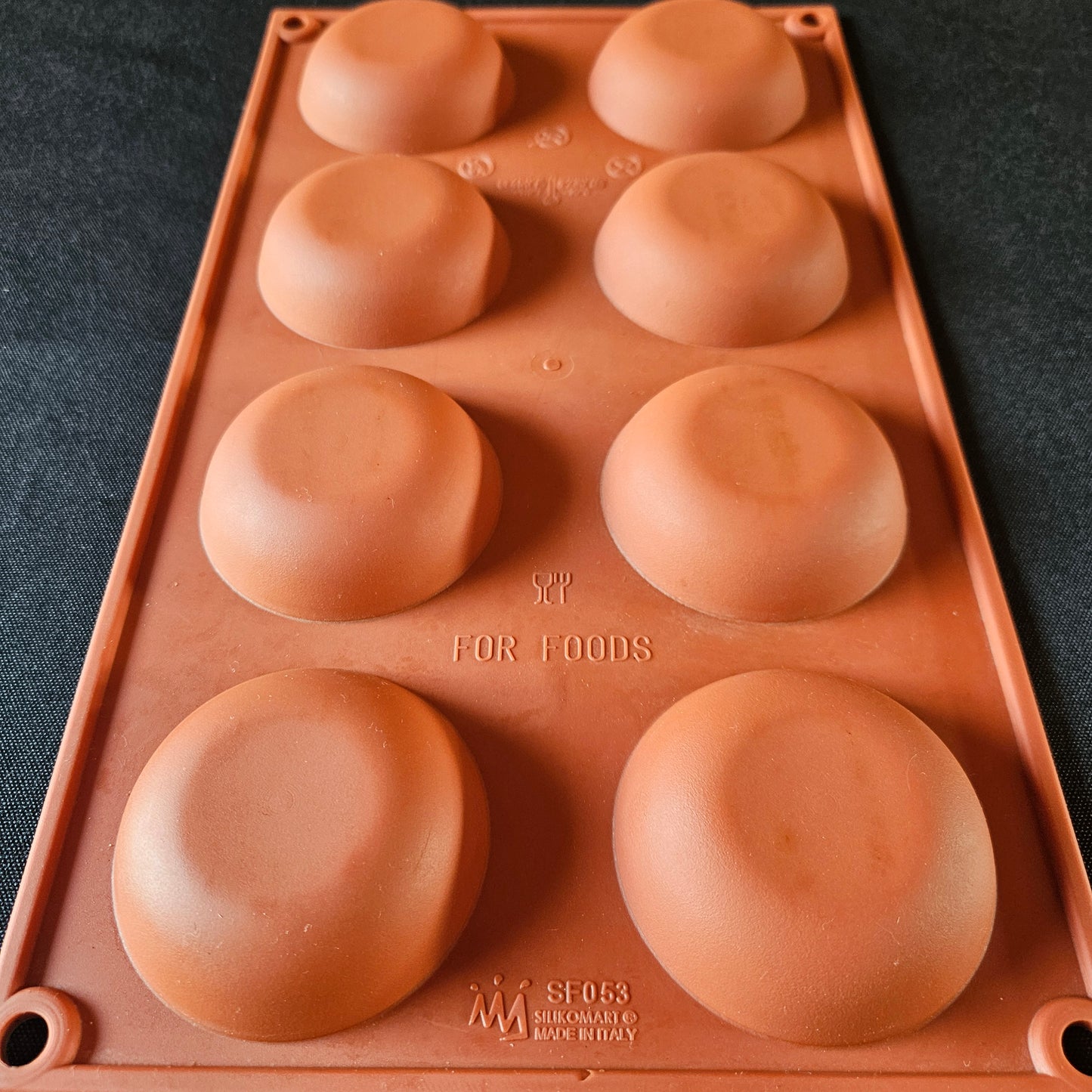 Moule en silicone 8 pomponettes Silikomart