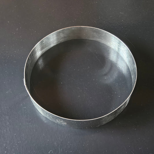 Cercle en inox Matfer, Hauteur 3.5 cm.