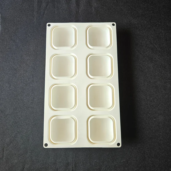 Moule en silicone carrés bombés Silikomart