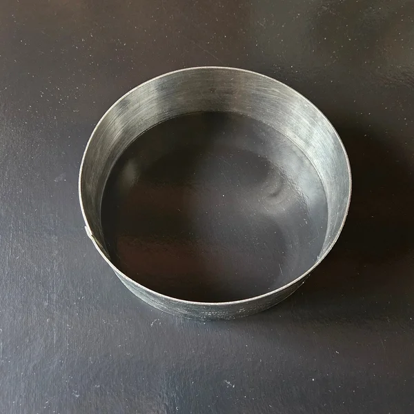Cercle en inox Guéry&rsquo;nox, hauteur 4.5 cm.
